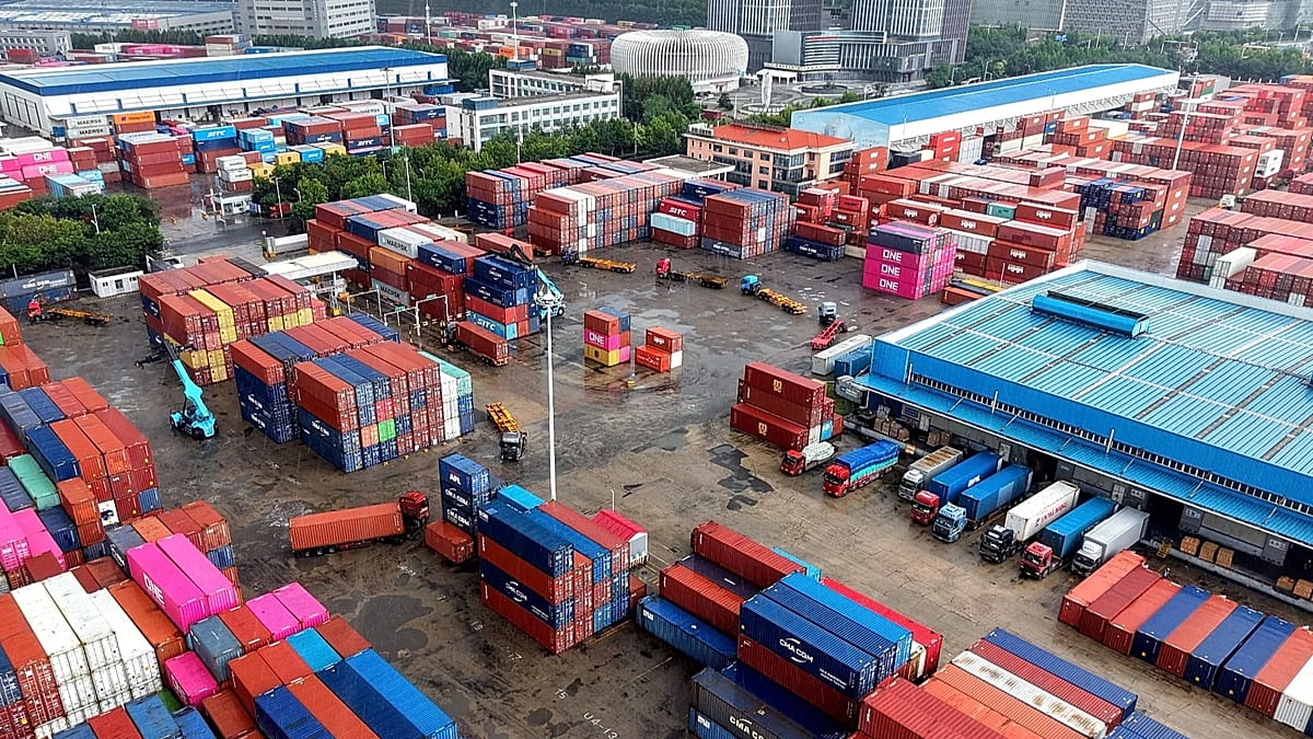 La economía de China crece un 4,5% por las exportaciones mientras persiste la debilidad interna