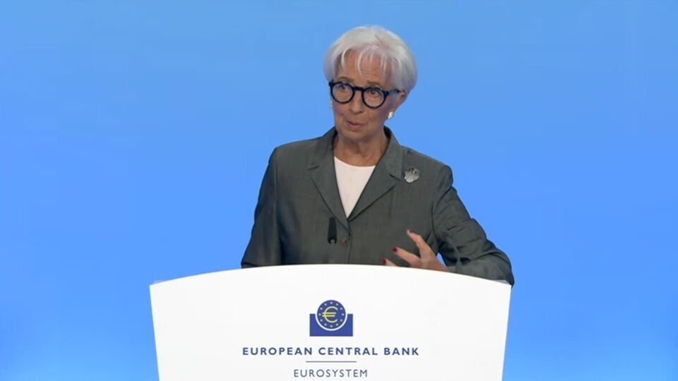 El BCE mantiene tipos en el 2,25% y prepara el camino para una subida en septiembre