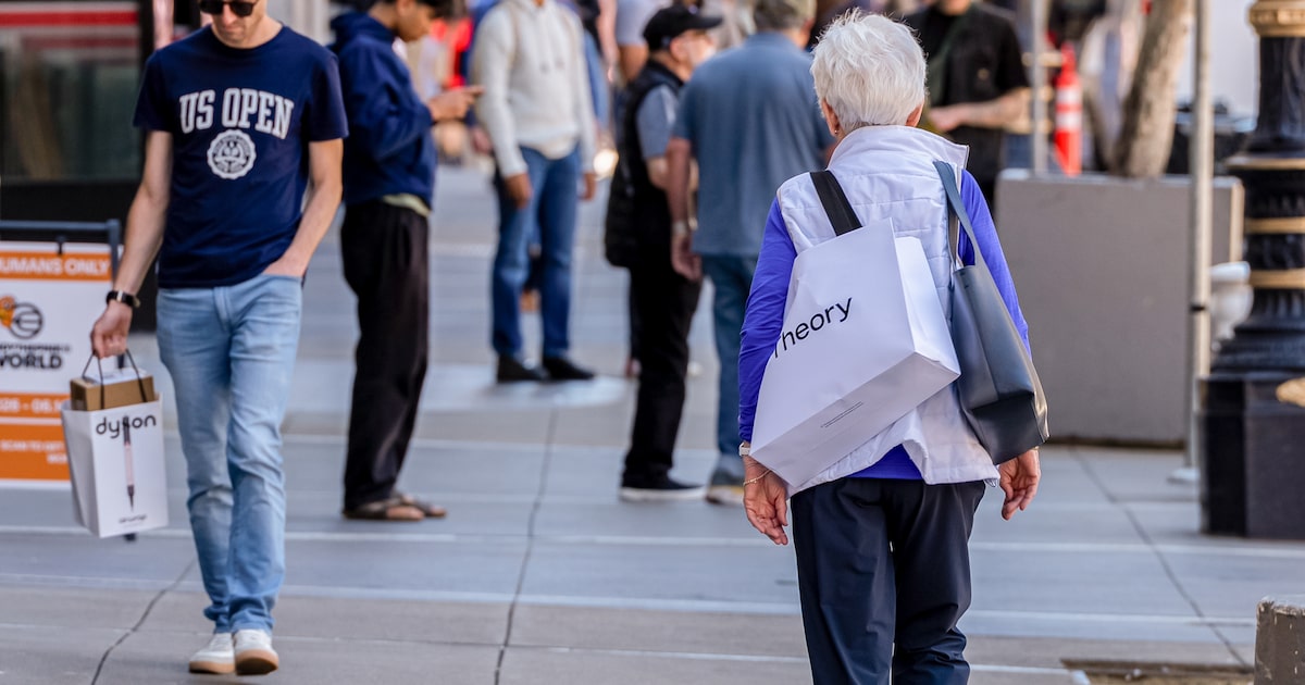 El PCE, indicador de inflación preferido de la Fed, alcanza su nivel más alto en tres años