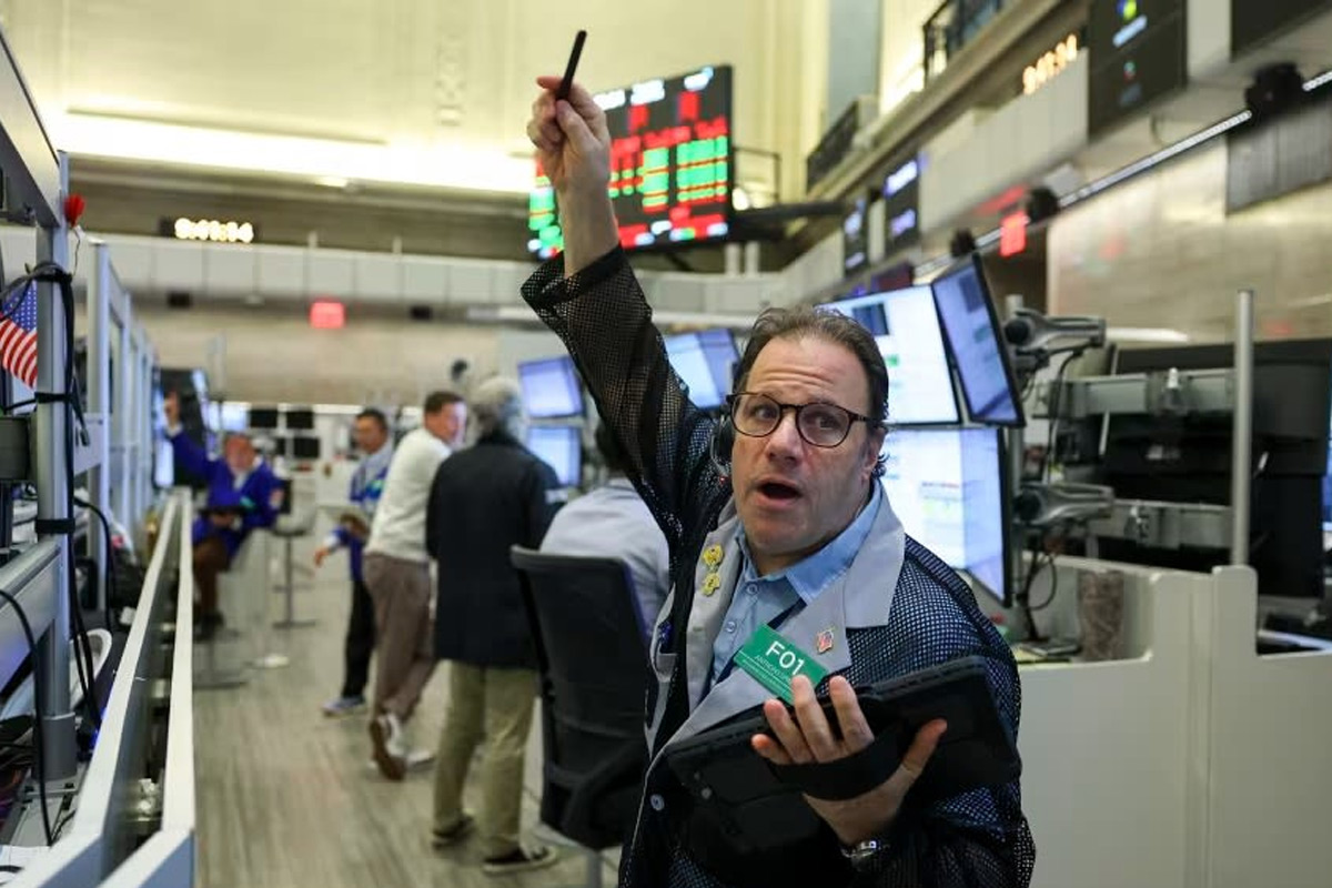 La guerra en Irán trastoca las estrategias de inversión segura de Wall Street | CNN