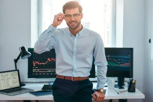 Confianza del Consumidor rompió tendencia y cerró 2022 con leve mejora a -22,3%