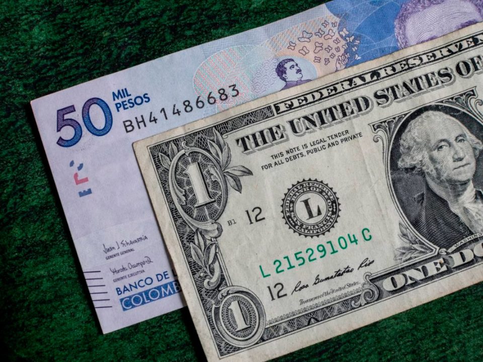 ¿Qué pasa si baja el dólar en Colombia? Estos son los efectos en la economía