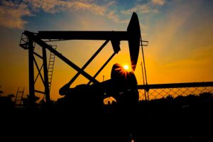 l fuerte golpe a los ingresos y la inversión sin exploración de petróleo y gas